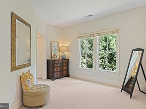 8424 Falcone Pointe Way, Vienna VA 22182
