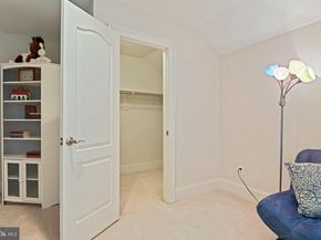 8424 Falcone Pointe Way, Vienna VA 22182