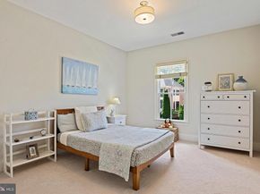 8424 Falcone Pointe Way, Vienna VA 22182