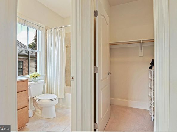 8424 Falcone Pointe Way, Vienna VA 22182