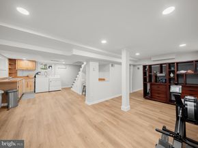 630 N Edison Street, Arlington VA 22203