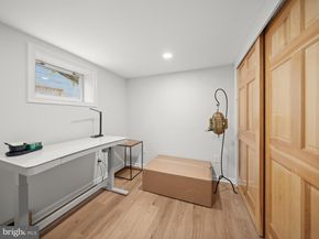 630 N Edison Street, Arlington VA 22203