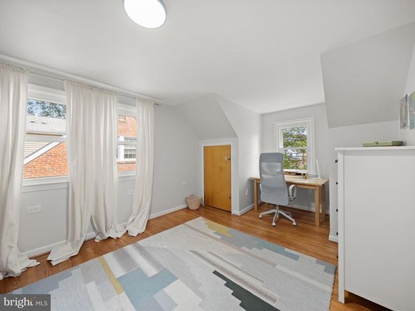 630 N Edison Street, Arlington VA 22203