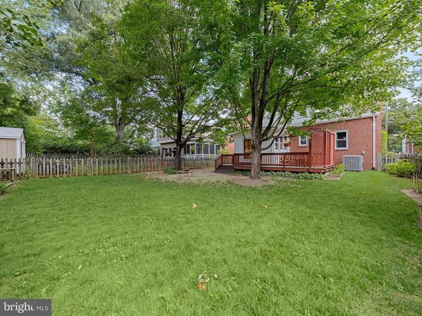 630 N Edison Street, Arlington VA 22203