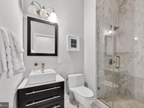 762 Park Road NW 7, Washington DC 20010