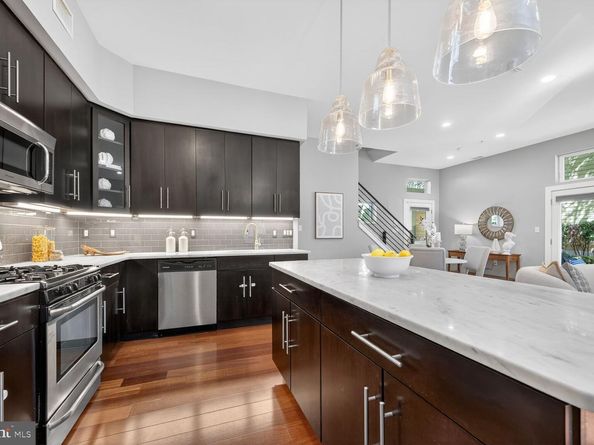 762 Park Road NW 7, Washington DC 20010