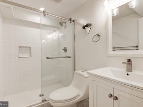 543 23rd Place NE, Washington DC 20002