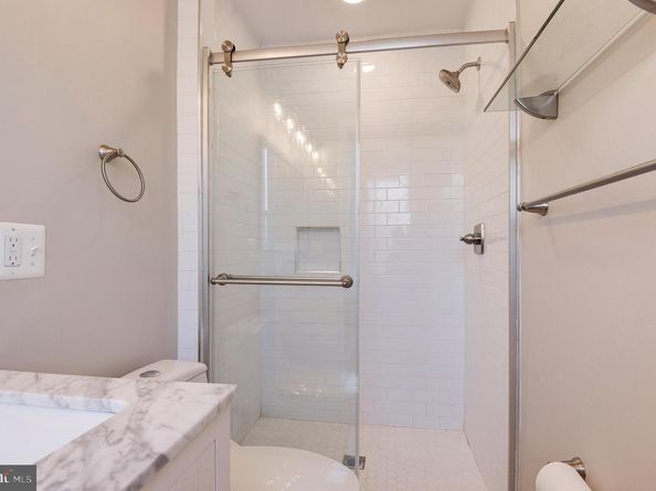 543 23rd Place NE, Washington DC 20002