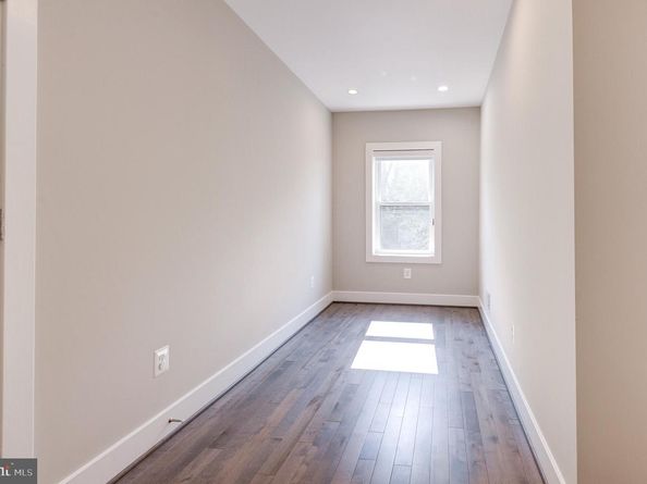 543 23rd Place NE, Washington DC 20002