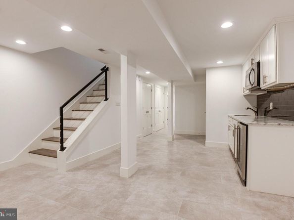 543 23rd Place NE, Washington DC 20002