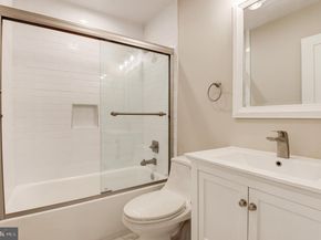 543 23rd Place NE, Washington DC 20002
