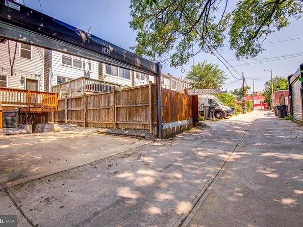 543 23rd Place NE, Washington DC 20002