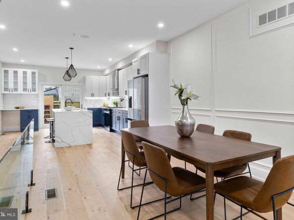 310 W Porter Street, Philadelphia PA 19148