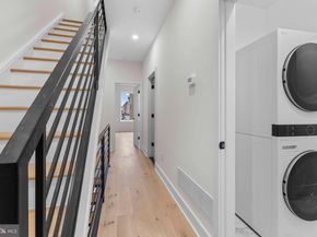 310 W Porter Street, Philadelphia PA 19148