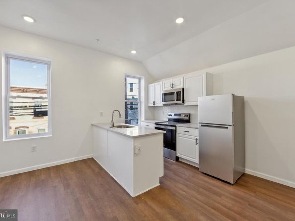 2339 N 17TH Street, Philadelphia PA 19132