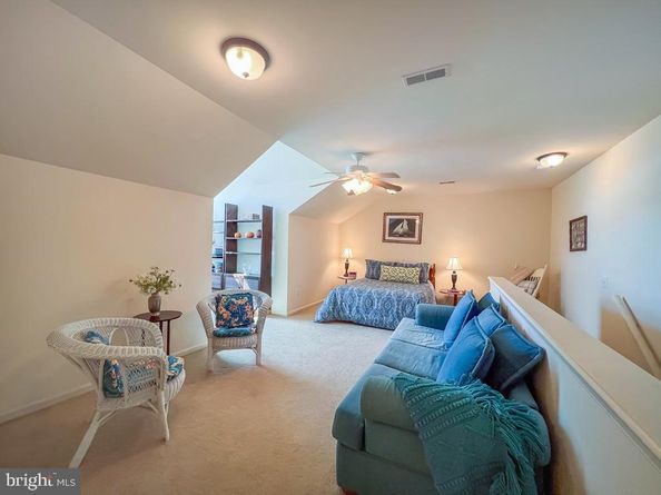 141 Shady Brook Drive 107, Langhorne PA 19047