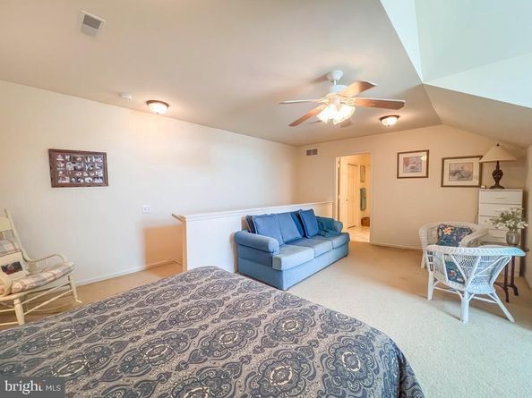 141 Shady Brook Drive 107, Langhorne PA 19047