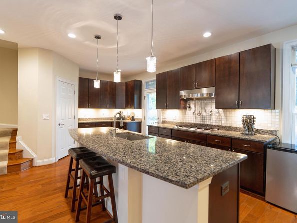 2959 Chesham Street, Fairfax VA 22031