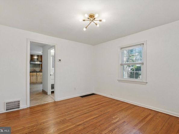 433 Haverford Road, Wynnewood PA 19096