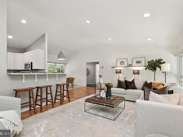 8216 Fenway Road, Bethesda MD 20817