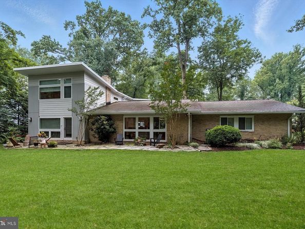 8216 Fenway Road, Bethesda MD 20817