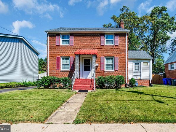 5943 2nd Street S, Arlington VA 22204