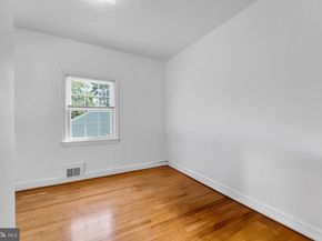 5943 2nd Street S, Arlington VA 22204