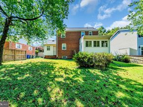 5943 2nd Street S, Arlington VA 22204