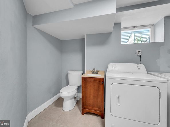 5943 2nd Street S, Arlington VA 22204