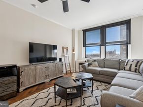 1324 Locust Street 1025, Philadelphia PA 19107