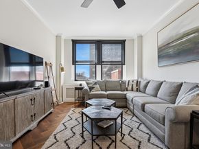 1324 Locust Street 1025, Philadelphia PA 19107