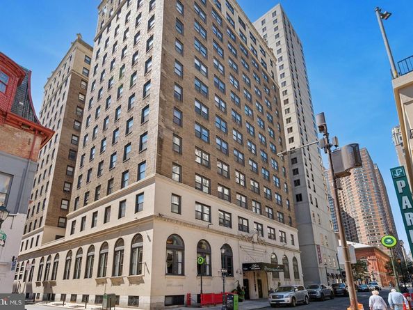 1324 Locust Street 1025, Philadelphia PA 19107