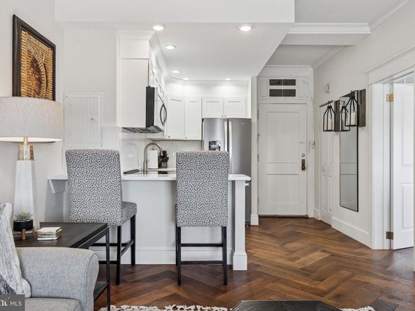 1324 Locust Street 1025, Philadelphia PA 19107