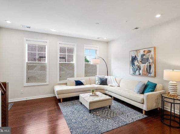 7405 Backett Wood Terrace, Mclean VA 22102