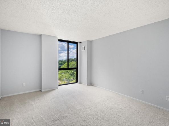 2311 Pimmit Drive 701, Falls Church VA 22043