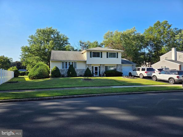 530 Andrew Drive, Southampton PA 18966