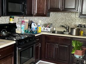 108 Weymouth Road, Darby PA 19023
