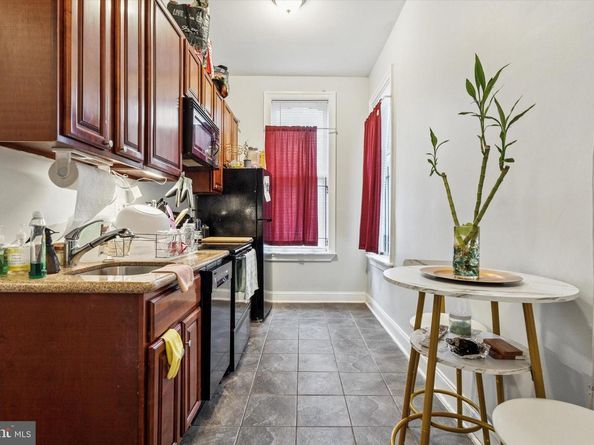 1900 W Diamond Street, Philadelphia PA 19121