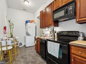 1900 W Diamond Street, Philadelphia PA 19121