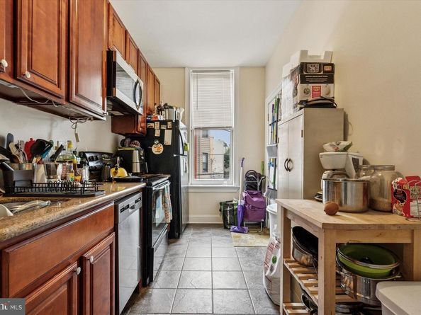 1900 W Diamond Street, Philadelphia PA 19121