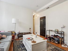 1900 W Diamond Street, Philadelphia PA 19121