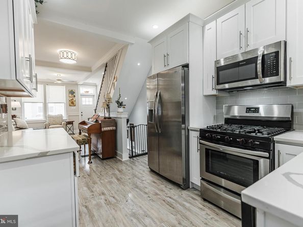 2504 S American Street, Philadelphia PA 19148