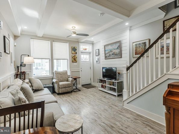 2504 S American Street, Philadelphia PA 19148