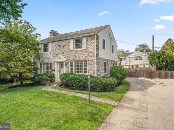 12 Lowrys Lane, Bryn Mawr PA 19010