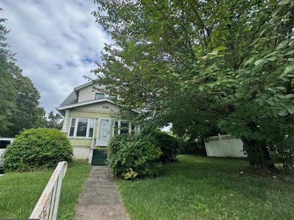 253 Highland Avenue, Wayne PA 19087