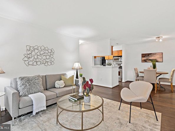 11710 Olde English Drive 11710B, Reston VA 20190