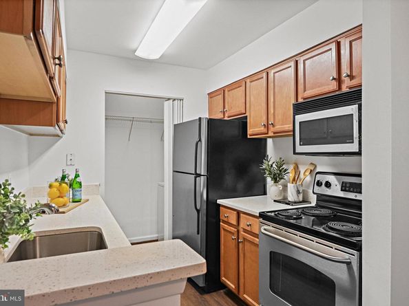 11710 Olde English Drive 11710B, Reston VA 20190