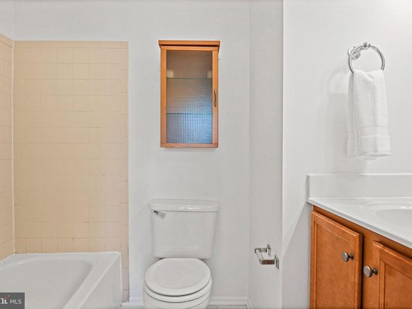 11710 Olde English Drive 11710B, Reston VA 20190