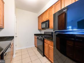 4860 Eisenhower Avenue 478, Alexandria VA 22304