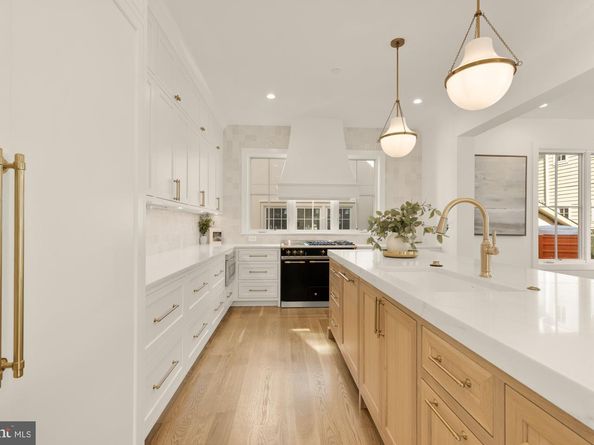 4427 Ridge Street, Chevy Chase MD 20815